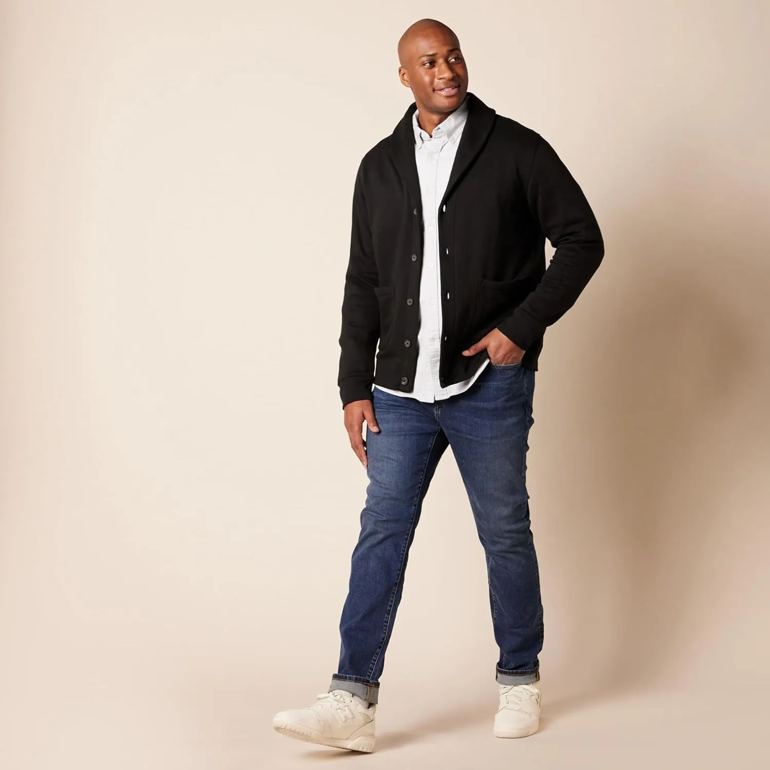 Amazon Essentials Men's Long Sleeve Shirt - Regular-Fit, Pocket Stretch Oxford (Available in Big & Tall)