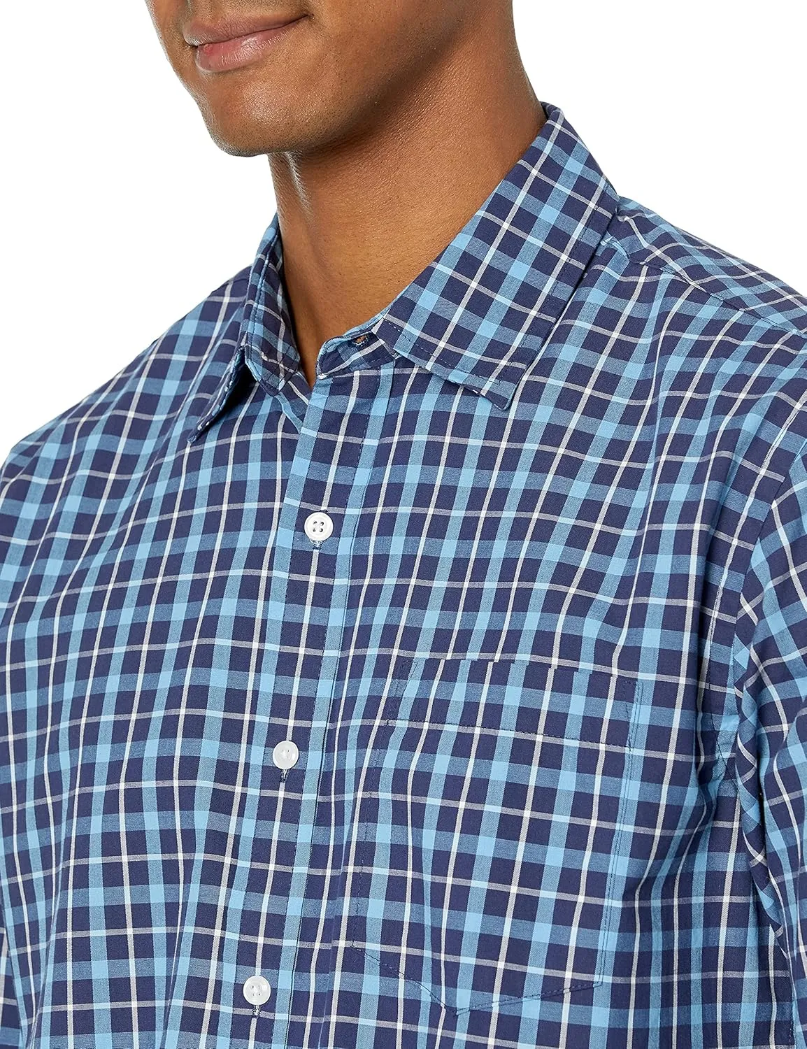 Amazon Essentials Men's Regular-Fit Long-Sleeve Casual Poplin Shirt