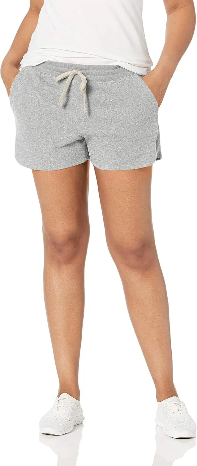 Amazon Essentials Women's Fleece Shorts with Pockets