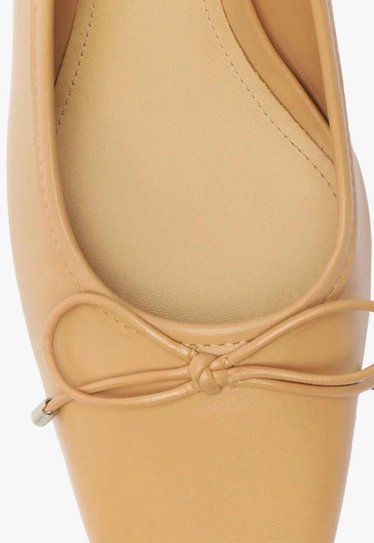 Arissa Block Leather Pump