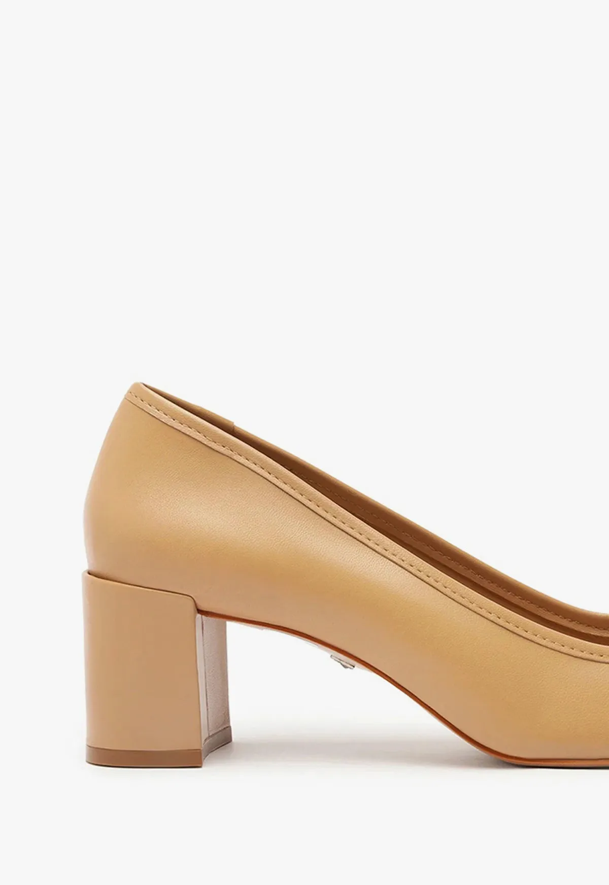 Arissa Block Leather Pump
