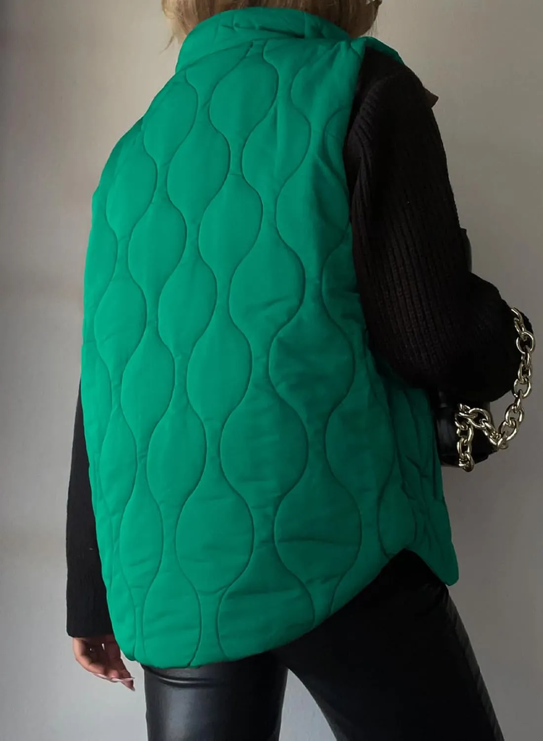 EVALESS Cropped Puffer Vest Women Lightweight Quilted Stand Collar Sleeveless Jackets Fall Spring 2025 Button Zip Up Coat