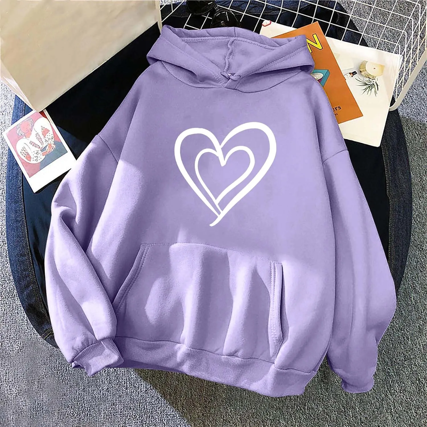 Heart Hoodies Women Graphic Sweatshirts Long Sleeve Pullover Sweater Oversized Tops Trendy Valentine's Day Outfits