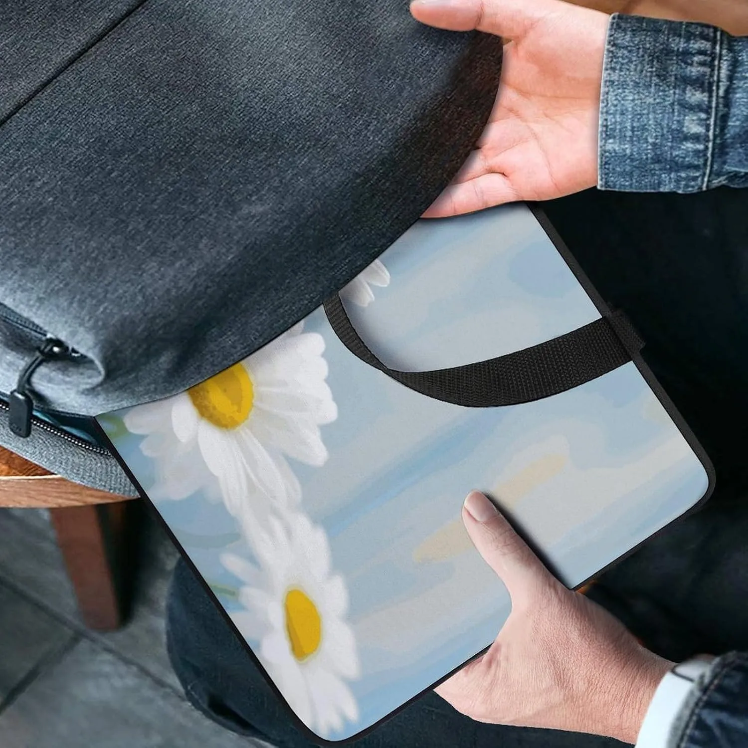 Laptop Bag Ultrathin Elegant Spring Daisy Flowers Printing Laptop Carrying Case Portability Messenger Bags For Work Travel