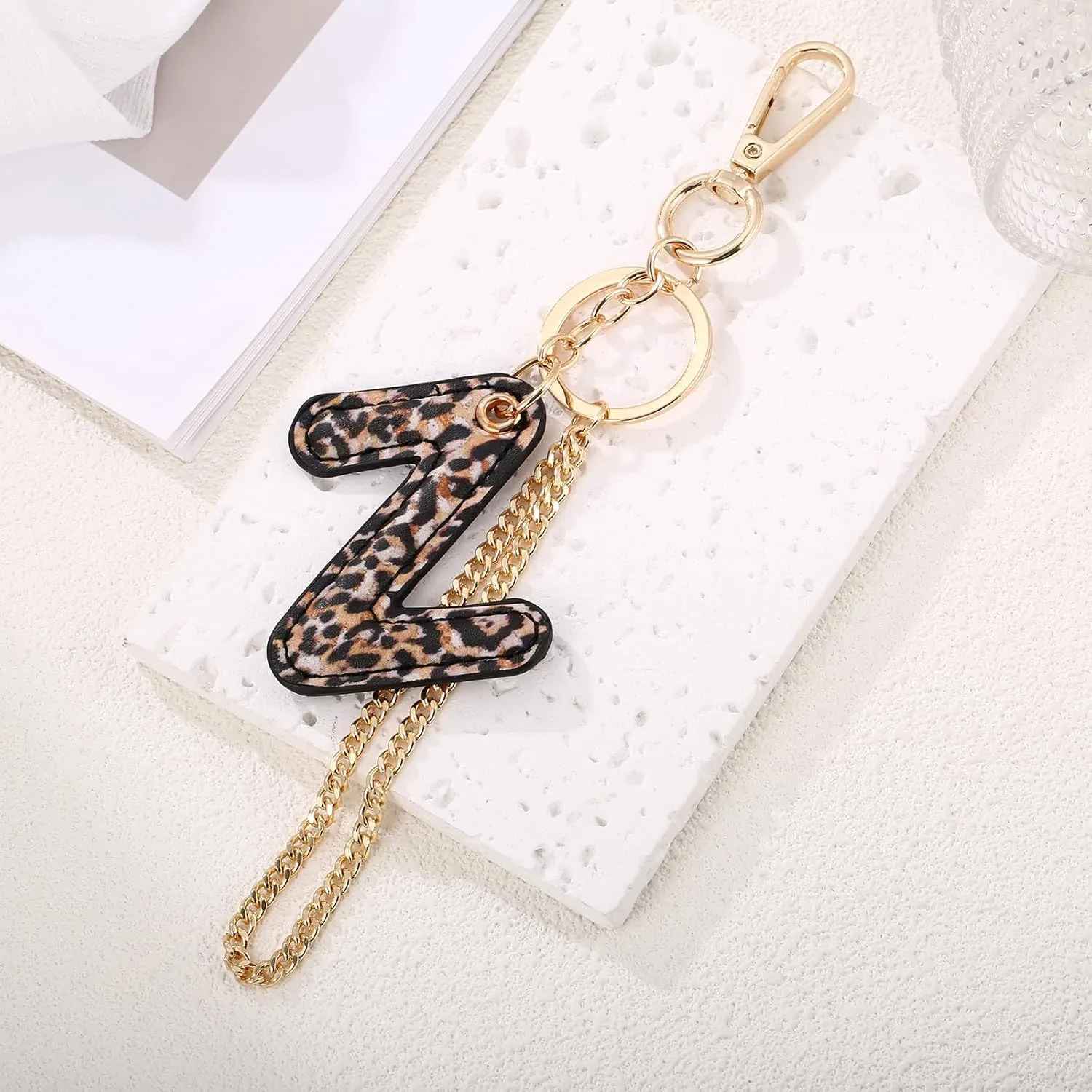 Leopard Letter Keychain for Women, PU leather Initial Letter Keyring Keychain Accessories Purse Handbags Charm