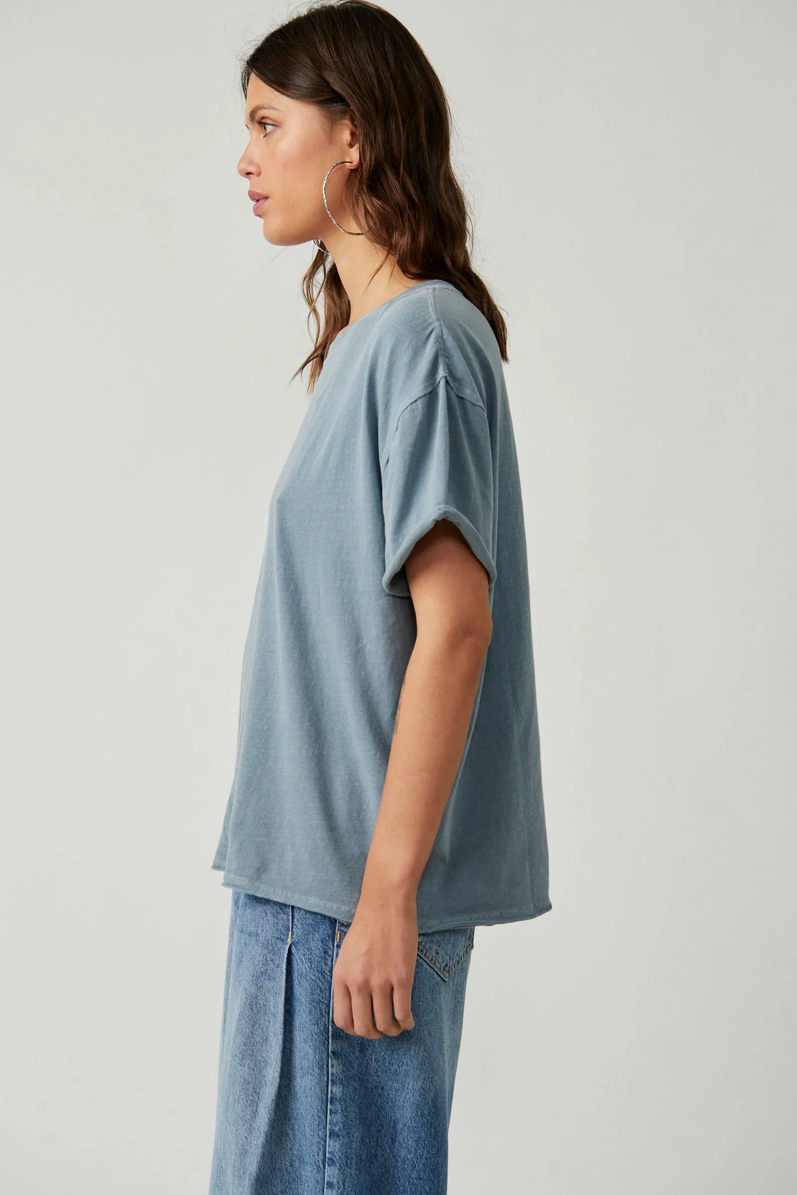 Nina Tee