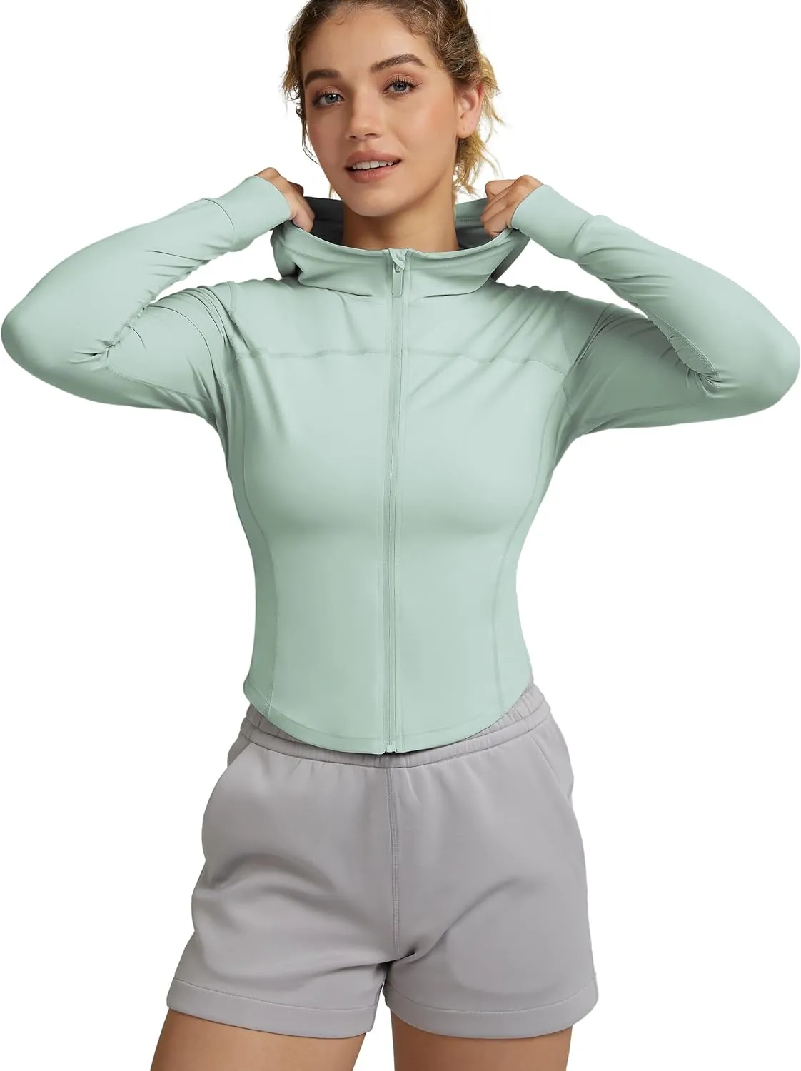 QUEENIEKE Women's UPF 50  Sun Protection Hoodie Jackets Long Sleeve Workout Tops