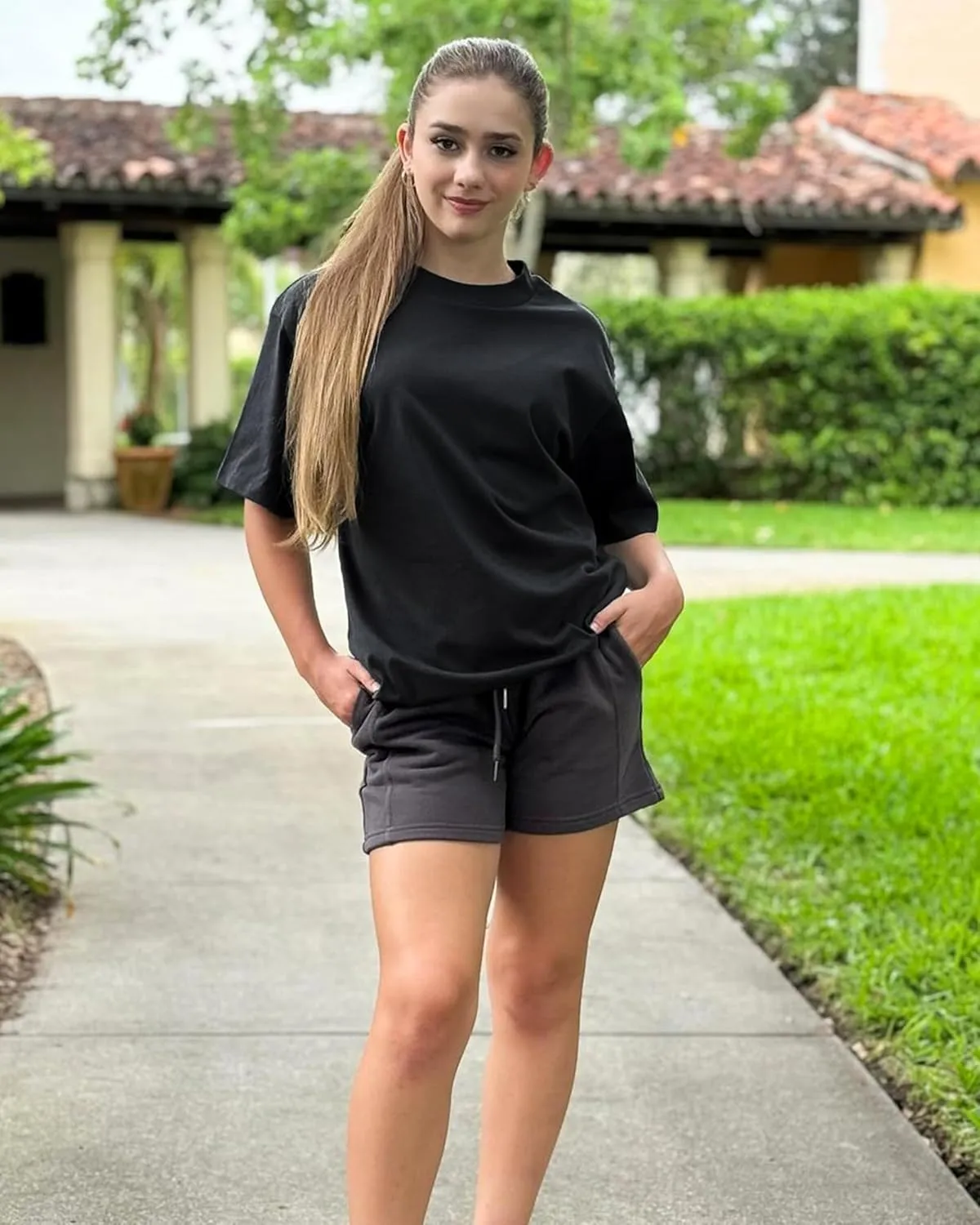 Stelle Women Cotton T-Shirts Oversized Crewneck Short Sleeve Summer Casual Tops Unisex Adult