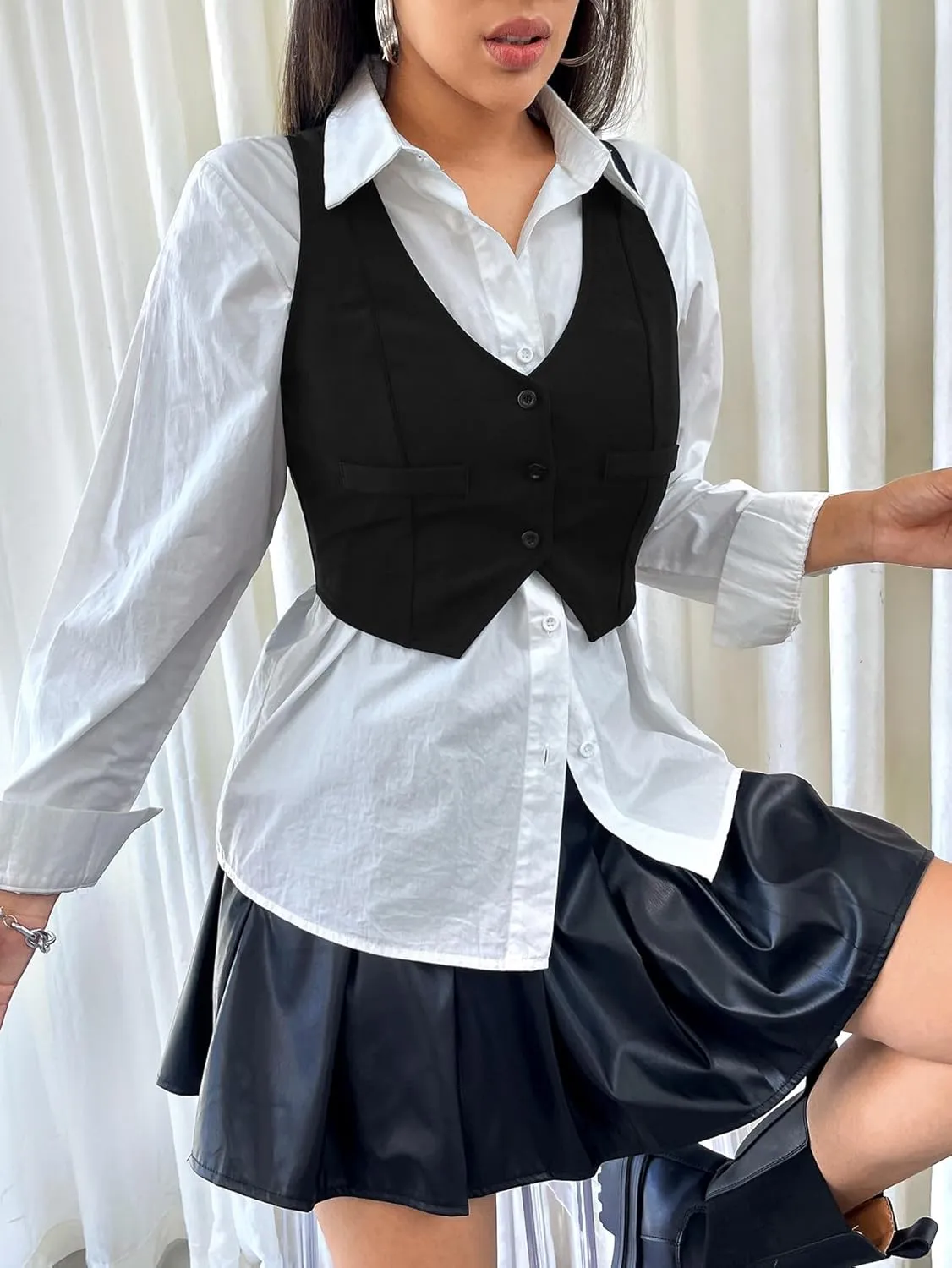 SweatyRocks Women's Solid Button Front Crop Waistcoat V Neck Sleeveless Blazers