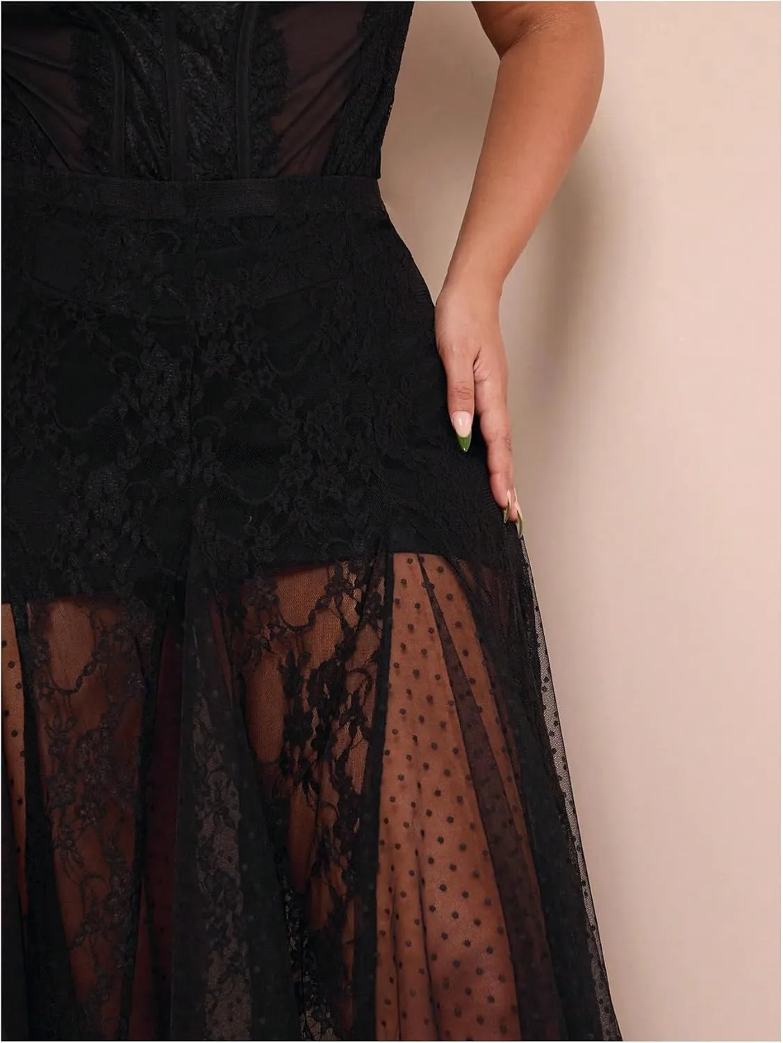 Verdusa Women's Plus Size Lace Mesh Sheer Maxi Skirt Flowy Flared High Waisted Tulle Skirts